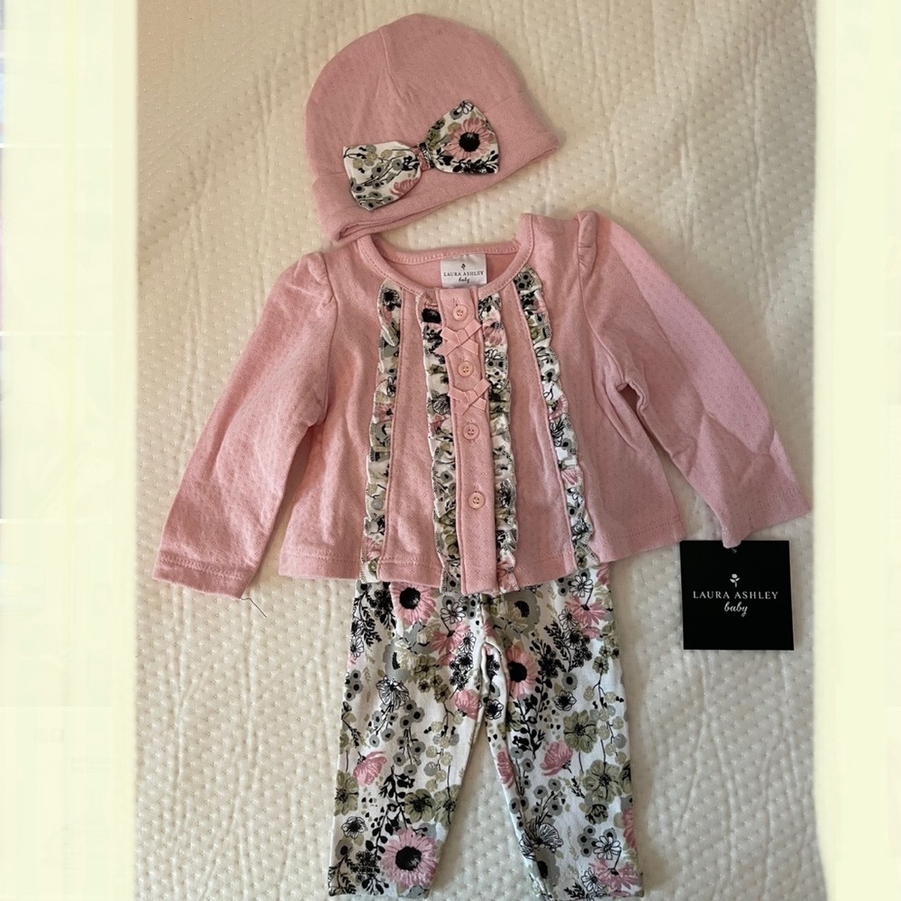 Laura Ashley outfit brand new